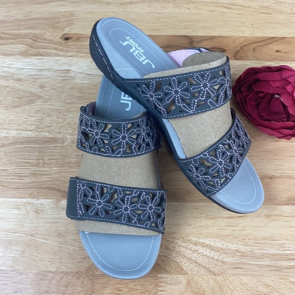 Jambu JBU Sport Grey Wildflower Two Strap Slide Sandal, 6.5M - Picture 7 of 8